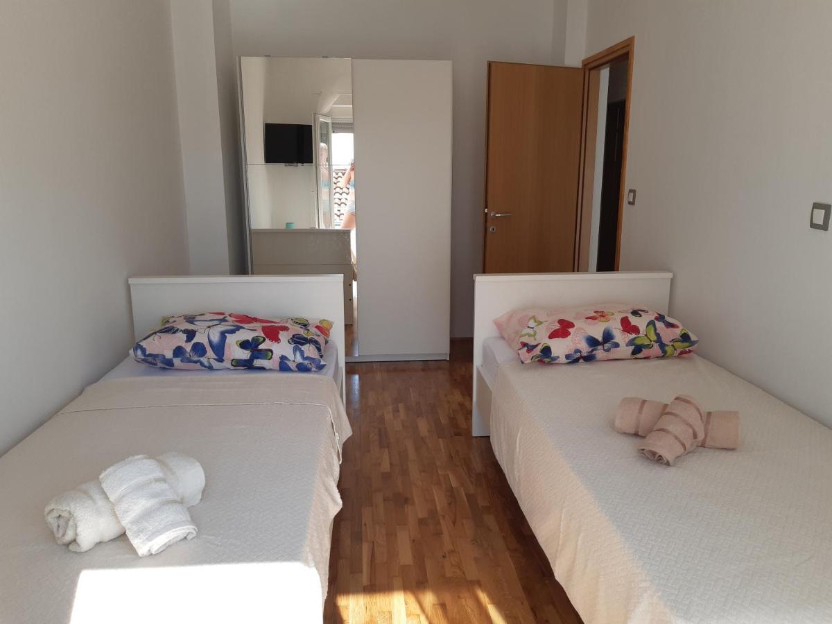Apartmani Frano Vodice Luaran gambar